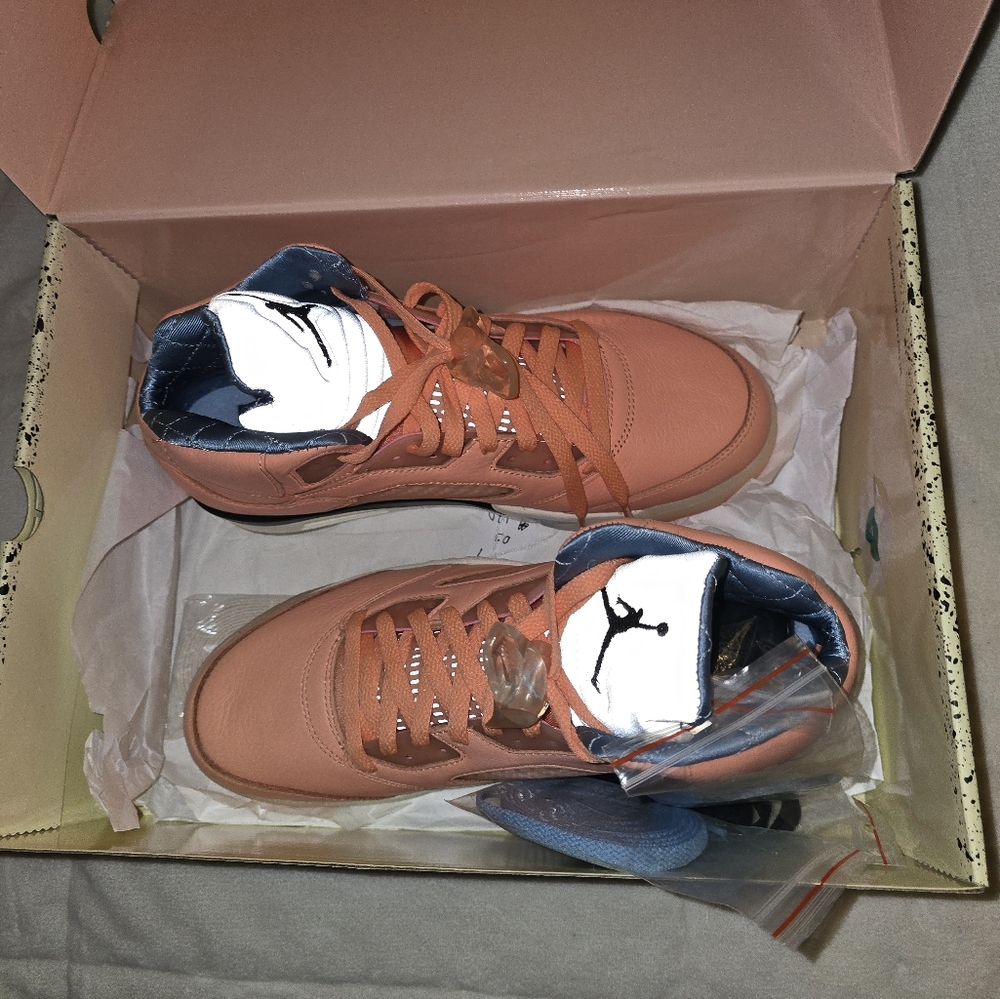Size 9- Jordan 5 Retro x DJ Khaled We The Best - Crimson Bliss 2022 New With Box - Picture 5 of 12